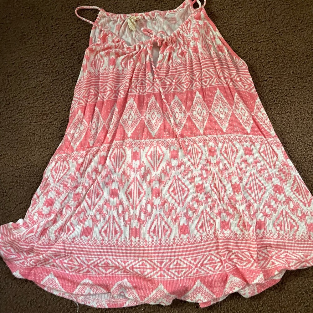 Woman’s sleeveless top